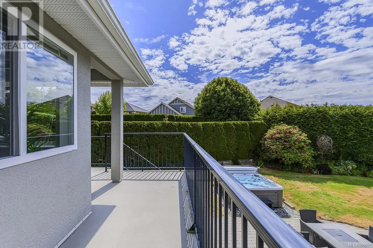 1112 Aery View Way