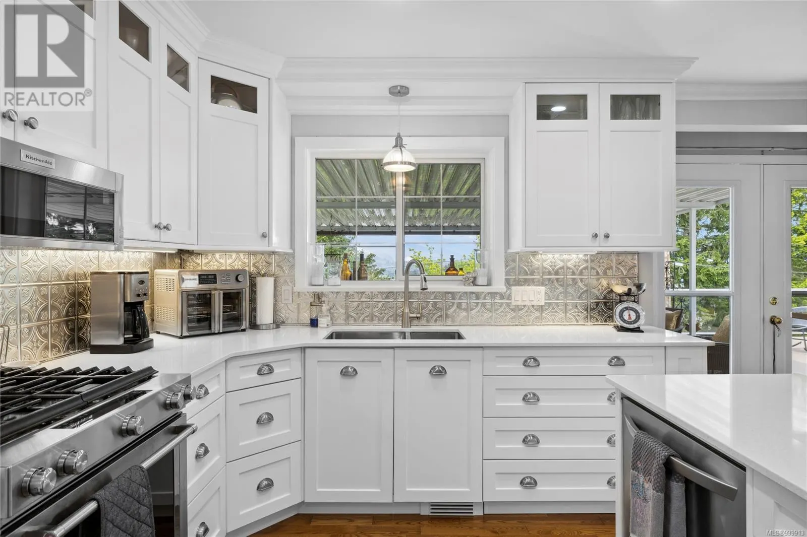 4118 Steede Ave