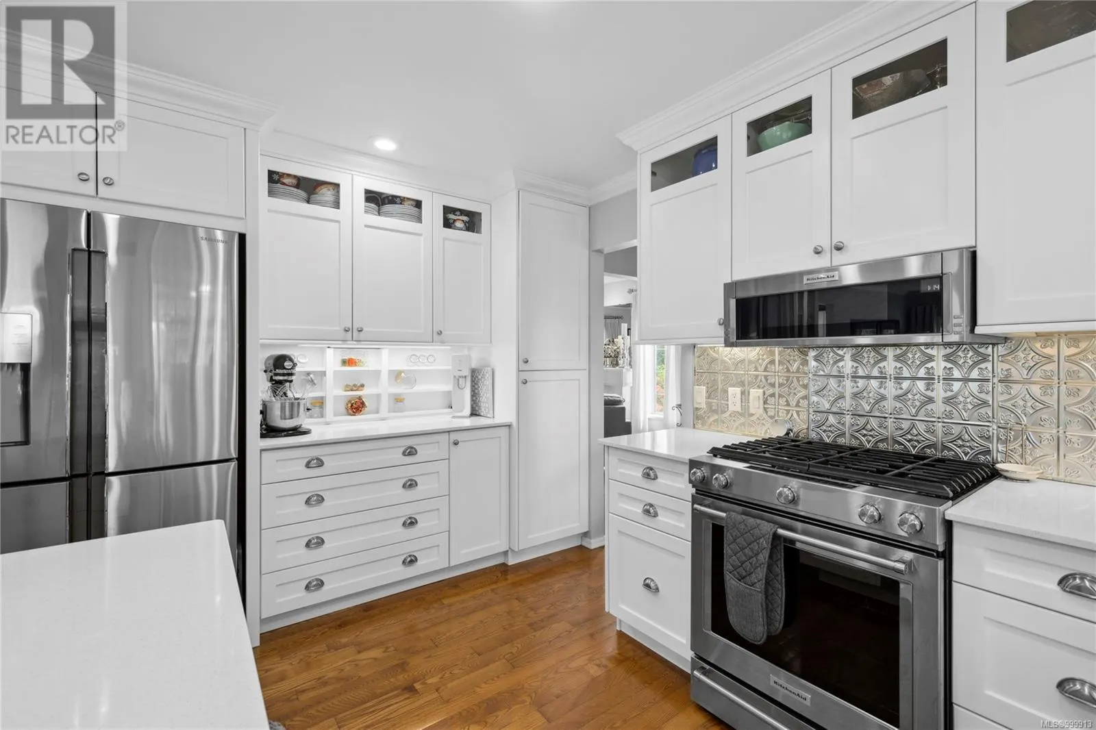 4118 Steede Ave
