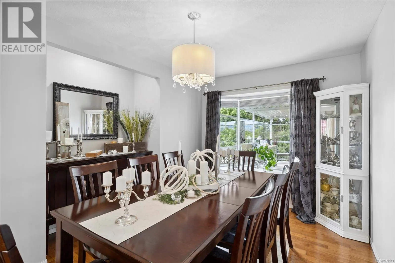 4118 Steede Ave