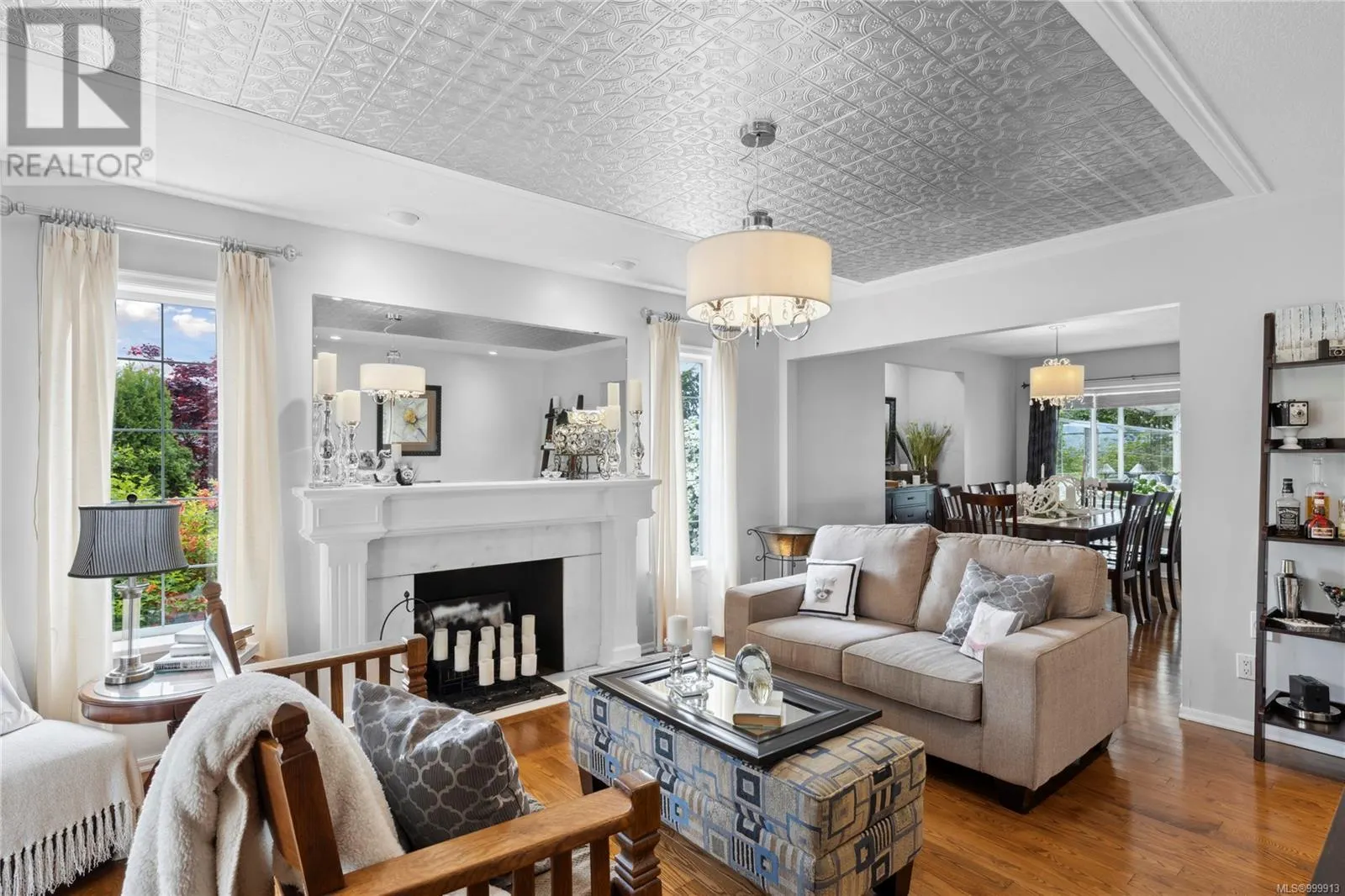 4118 Steede Ave