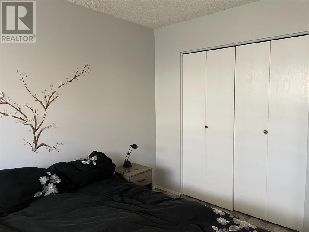 10300 105 Avenue