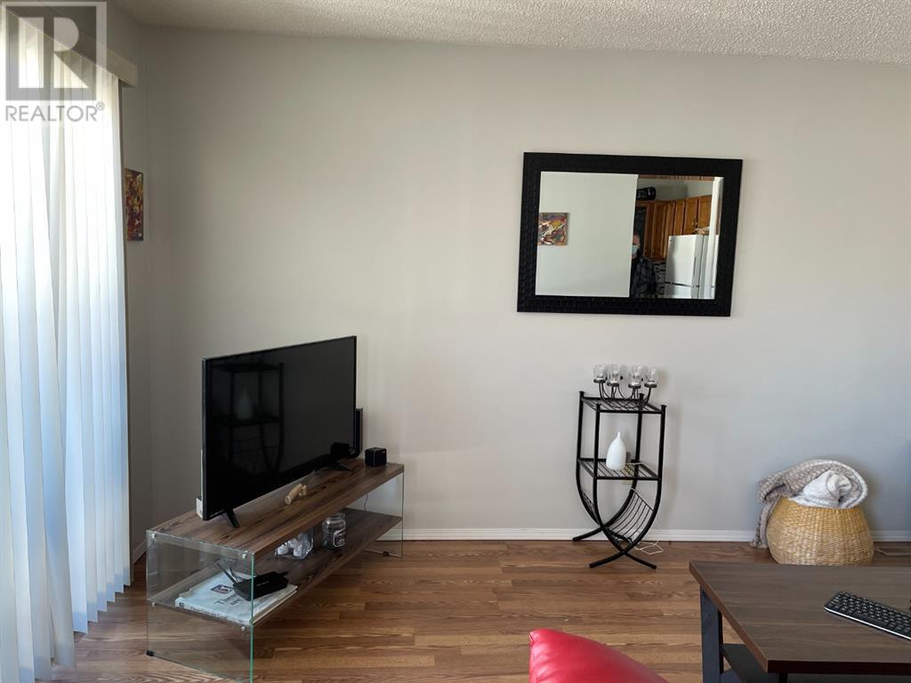 10300 105 Avenue