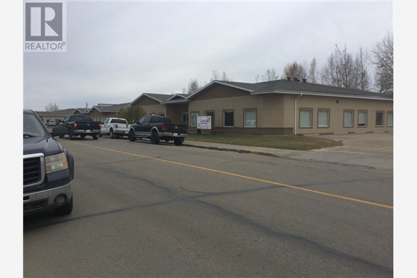 4739 50  Avenue, Whitecourt