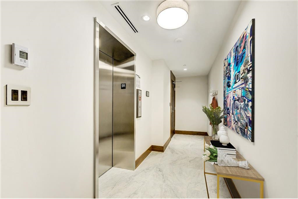 507, 738 1 Avenue SW, Calgary
