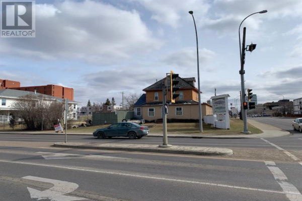 5415 49 Avenue N, Red Deer