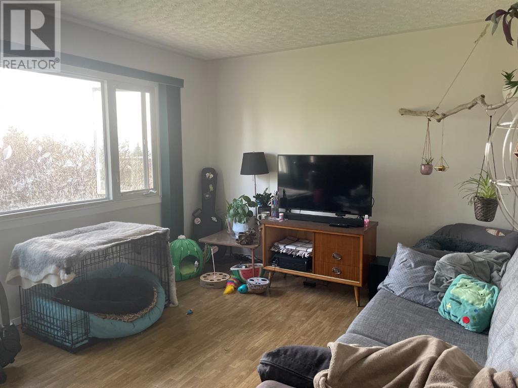 10104 105 Ave