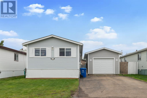 137 Hall Crescent, Fort McMurray