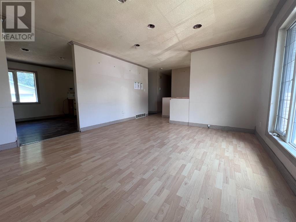 Listing A1238350 - Large Photo # 4