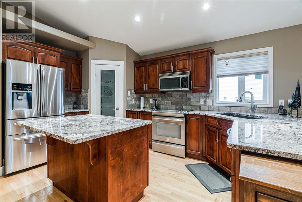 Listing A1244678 - Large Photo # 2