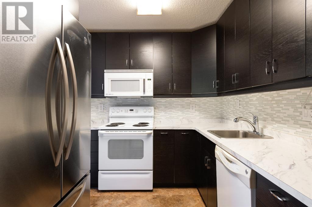 Listing A1255296 - Large Photo # 4