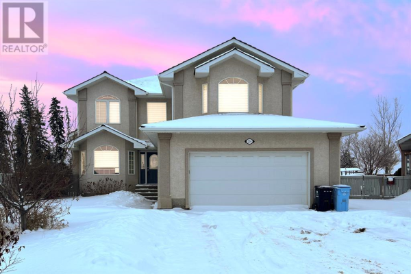 204 Burton Place, Fort McMurray