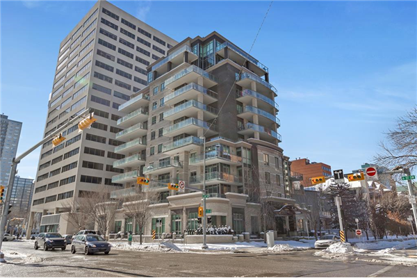 305, 701 3 Avenue SW, Calgary