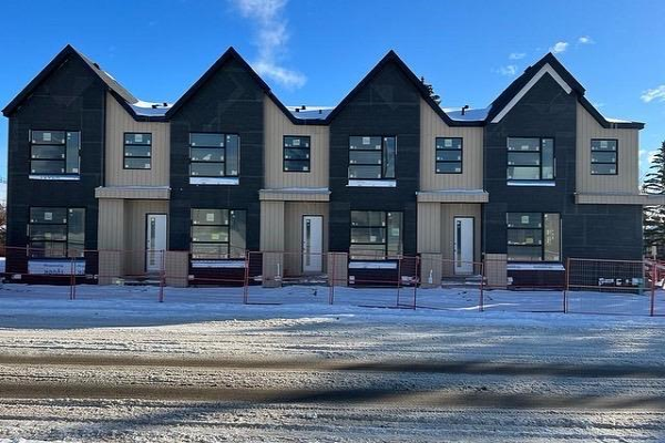 5122 21 Street SW, Calgary