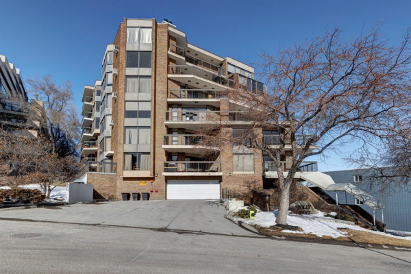 403, 320 Meredith Road NE, Calgary