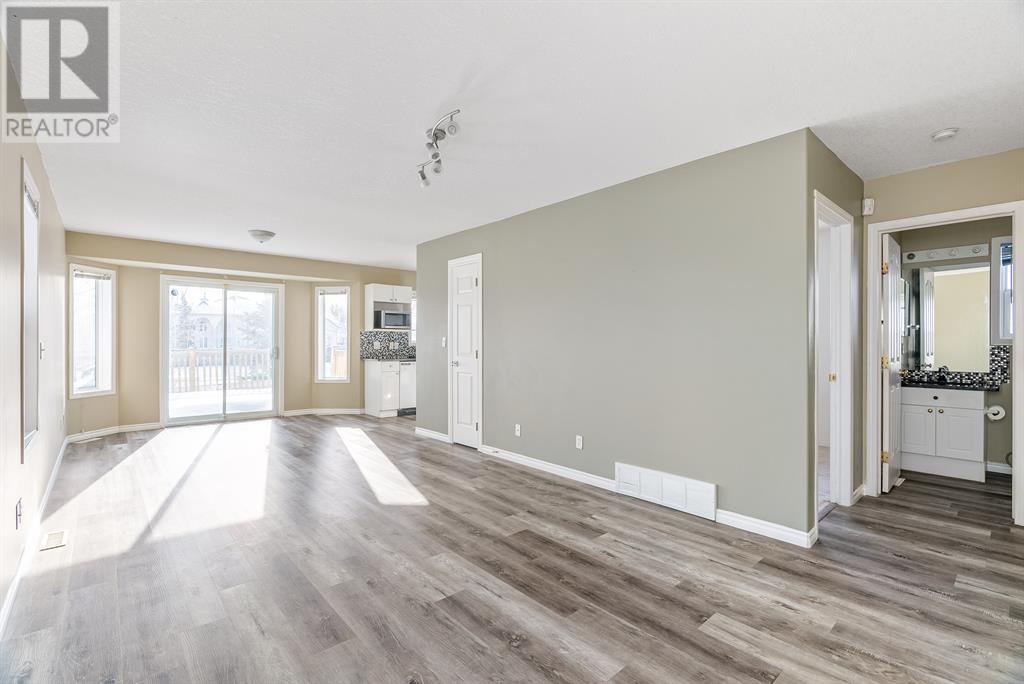 Listing A2032927 - Large Photo # 4