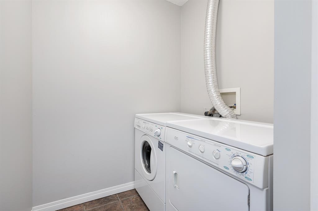 Listing A2033029 - Large Photo # 29