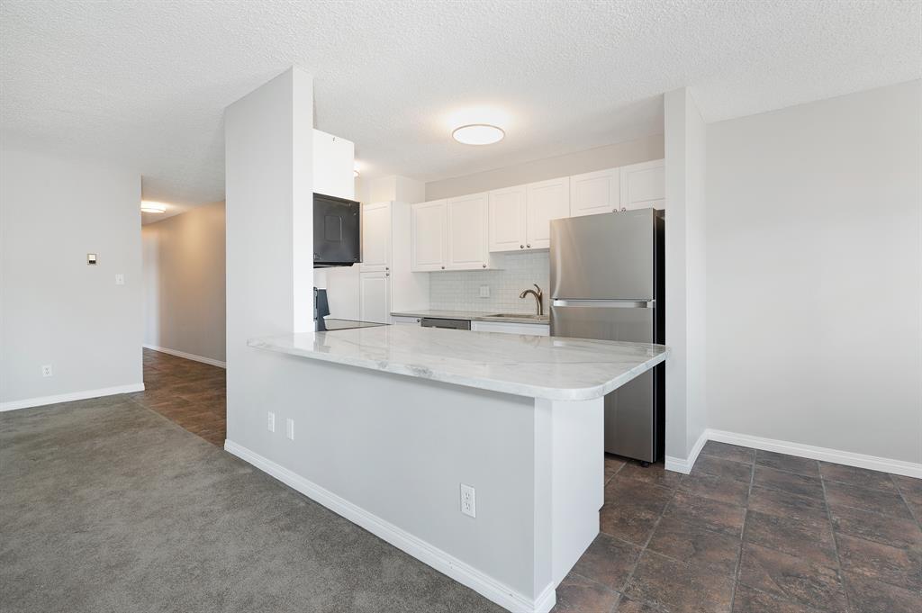 Listing A2033029 - Large Photo # 13