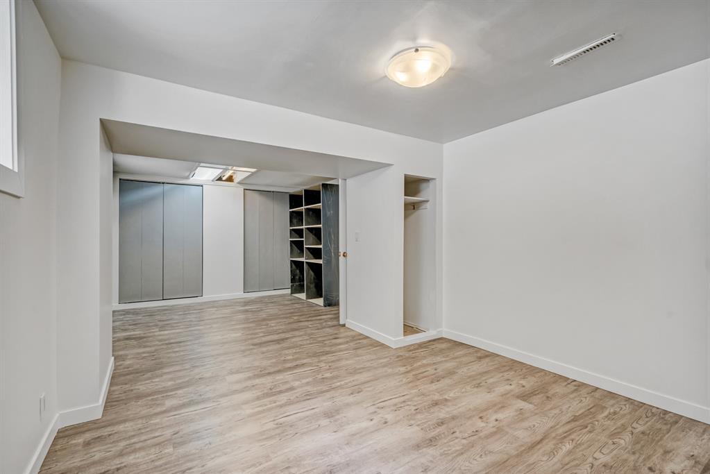 Listing A2033037 - Large Photo # 32