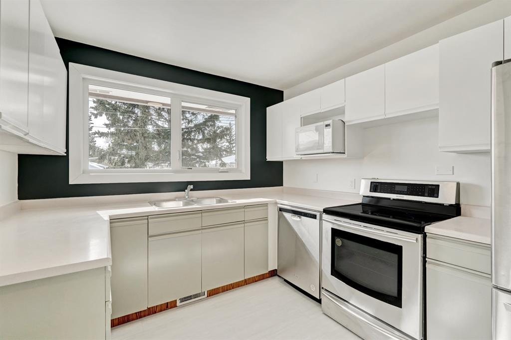 Listing A2033037 - Large Photo # 15