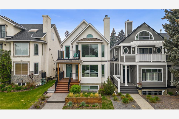 1427 25A Street SW, Calgary