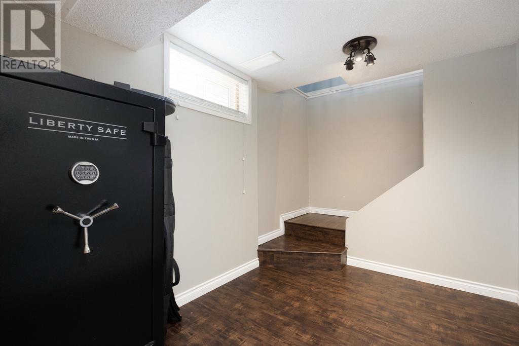 Listing A2042501 - Large Photo # 21