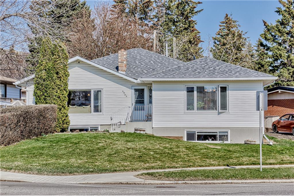 4504 Claret Street NW, Calgary