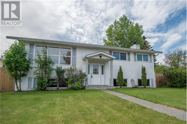 9 Anquetel Street, Red Deer