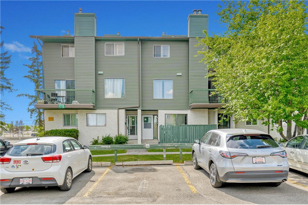2, 2511 38 Street NE, Calgary