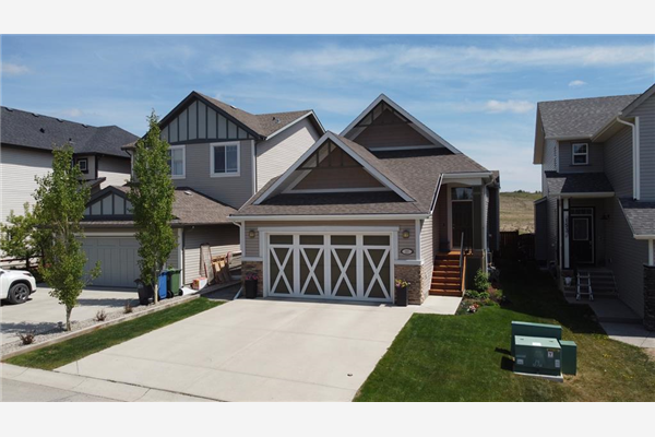 157 Heritage Hill, Cochrane