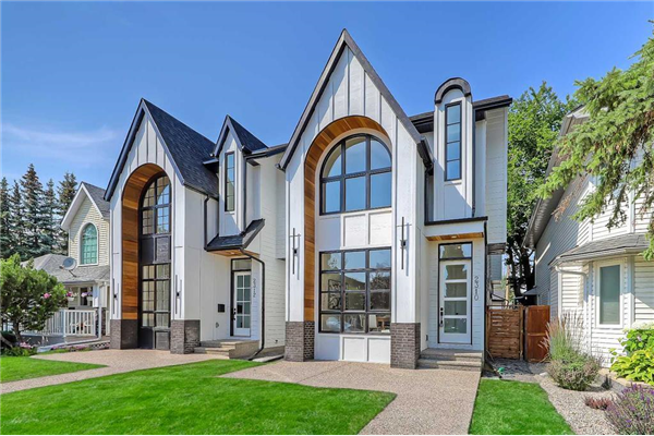 2310 Bowness Road NW, Calgary