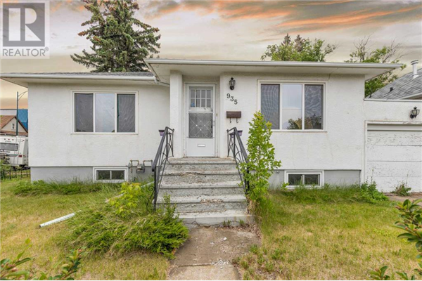 935 2 Avenue NE, Calgary