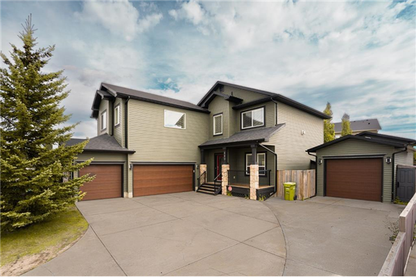 119 Canoe Drive SW, Airdrie