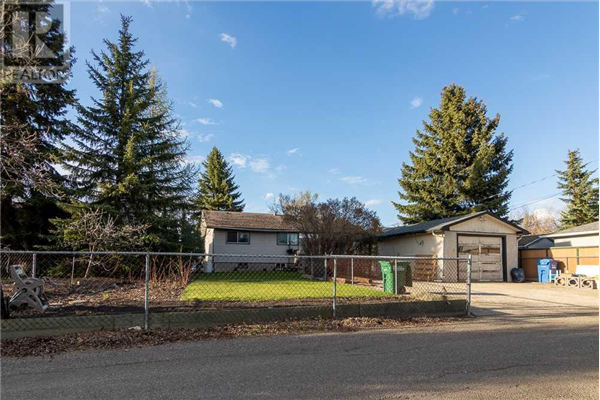4137 40 Street, Red Deer