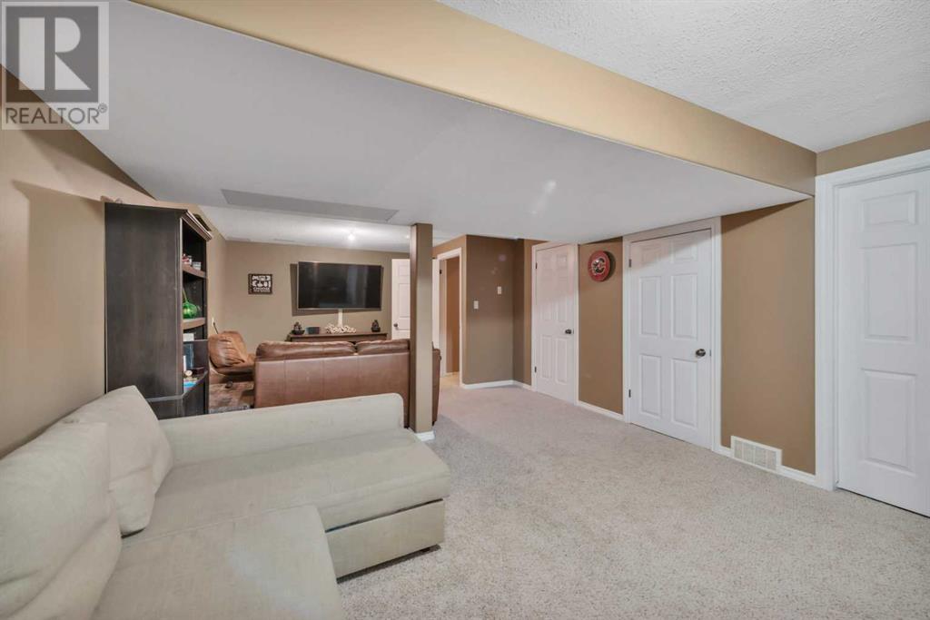 Listing A2081275 - Large Photo # 4