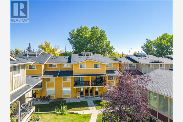 708, 2200 Woodview Drive SW, Calgary