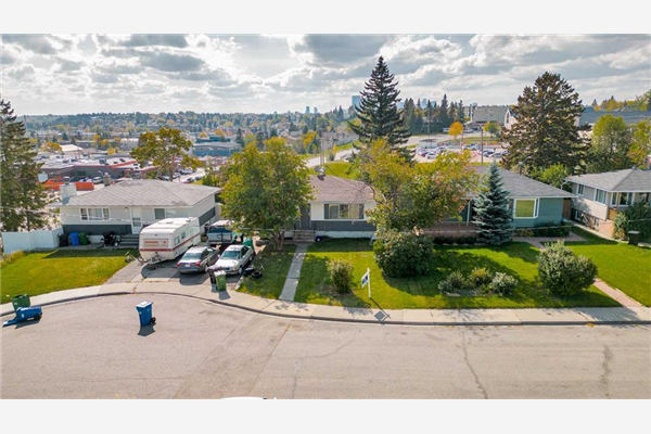 119 42 Avenue NE, Calgary