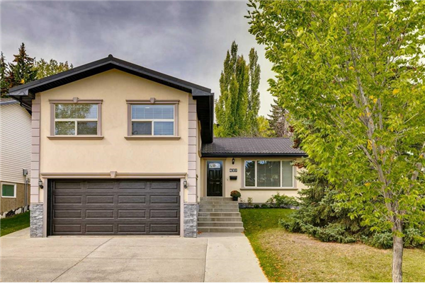 627 Strathcona Drive SW, Calgary