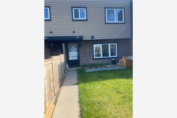 49, 3809 45 Street SW, Calgary