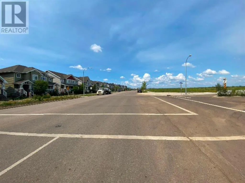 Plan 1422879 Block 18 Lot 1