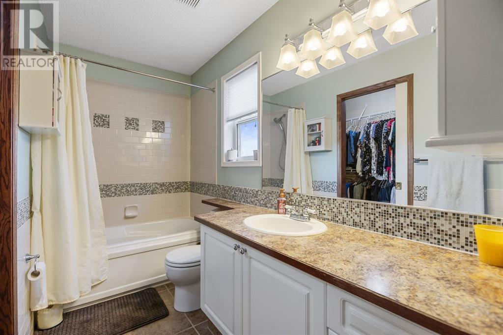 164 Harvest Oak Way NE