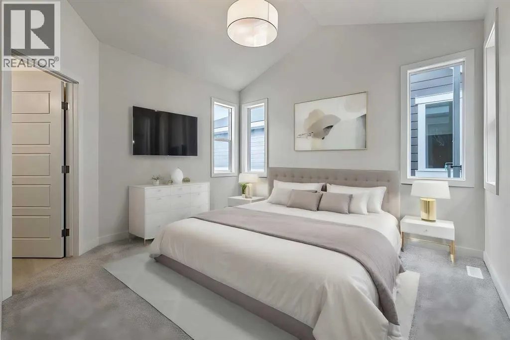 13 Drake Landing Square