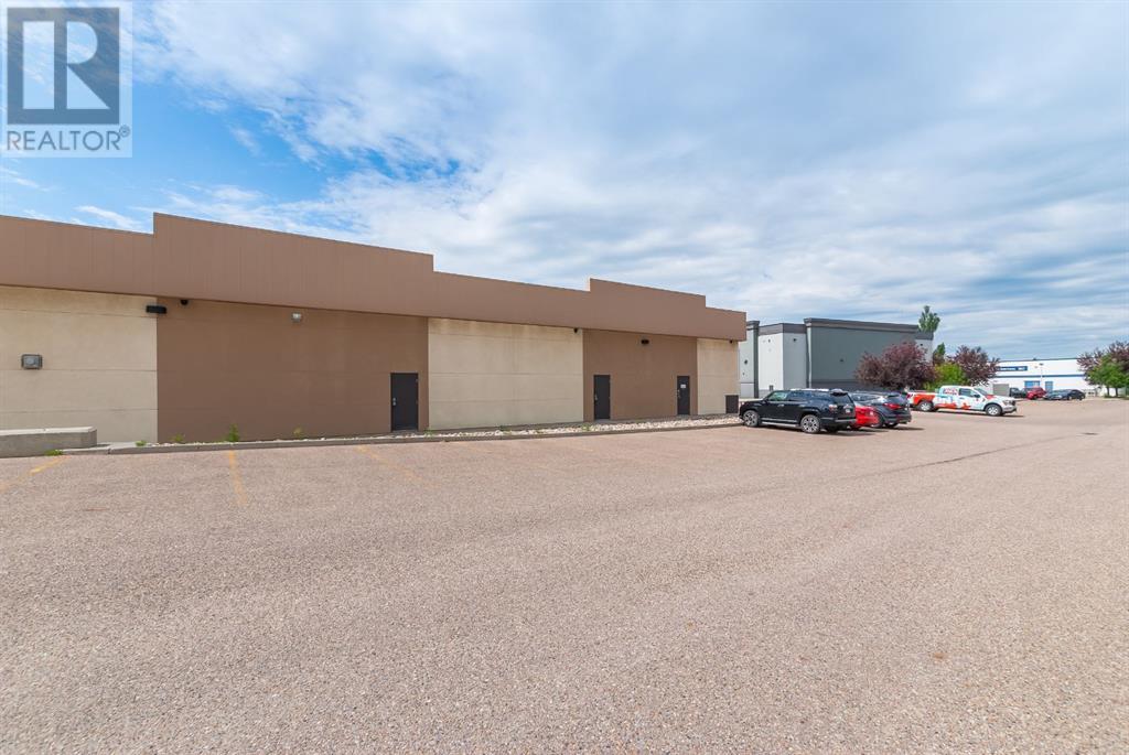 1/3, 2020 Strachan Road SE