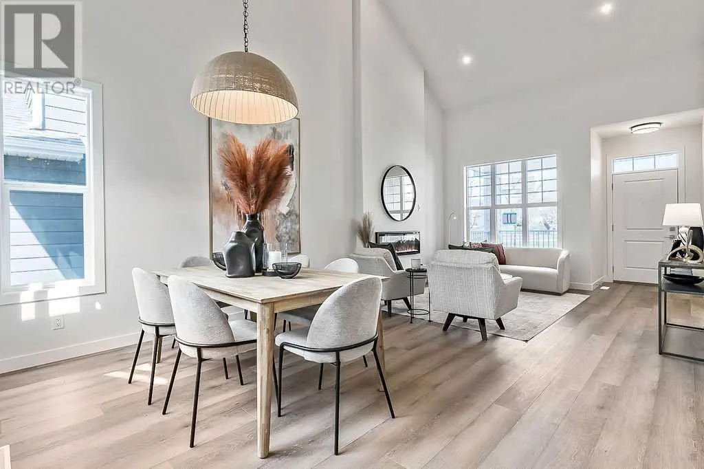 48 Drake Landing Square