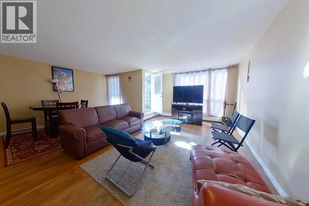 311, 14921 Macdonald Drive