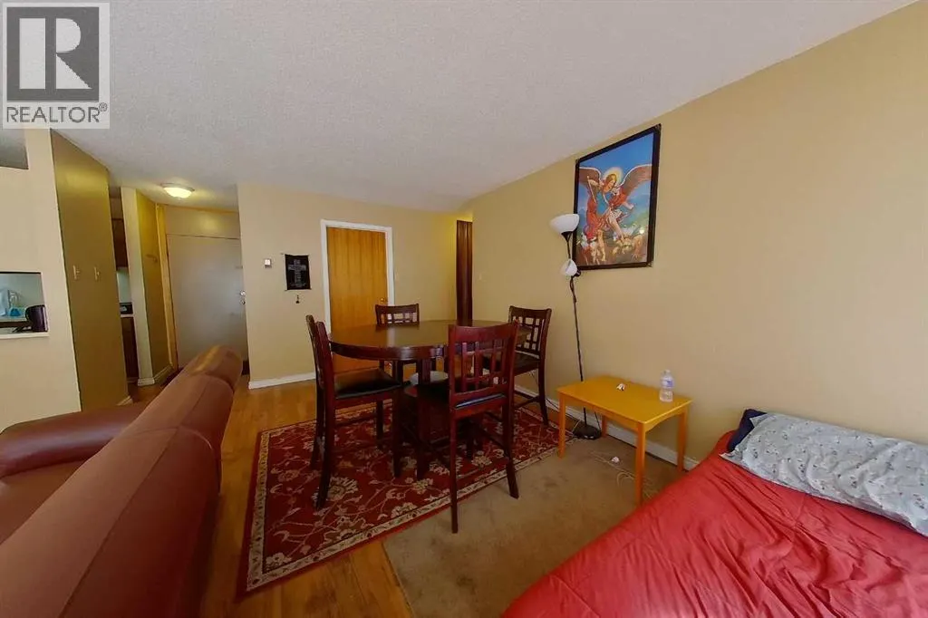 311, 14921 Macdonald Drive