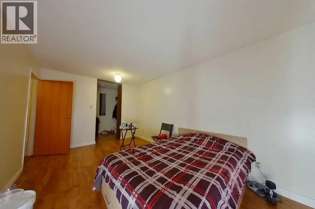 311, 14921 Macdonald Drive
