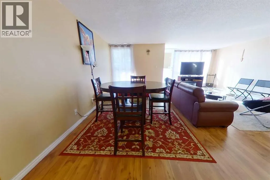 311, 14921 Macdonald Drive