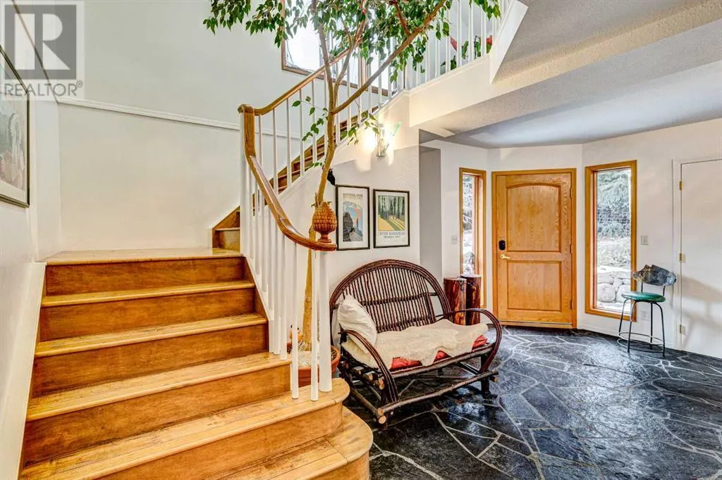 128 Kootenay Avenue