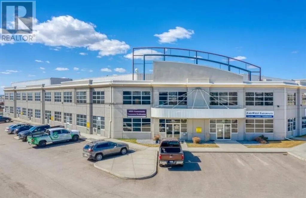 11, 4511 Glenmore Trail SE